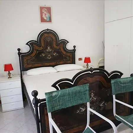 Viale Bologna 3° Piano Appartement *